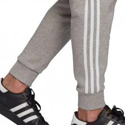 ADIDAS ORIGINALS PANTALONI ADICOLOR CLASSICS 3-STRIPES Grigio -Tendenza Italia adidas originals gn3530 pantaloni adicolor classics 3 stripes sport style uomo 043075801 grey 5