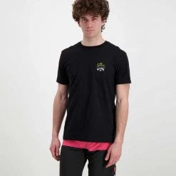 BILLABONG T-SHIRT SIMPSONS FAMILY COUCH Nero 9 BILLABONG T-SHIRT SIMPSONS FAMILY COUCH Nero -Tendenza Italia billabong c1ss79bip2 t shirt simpsons family couch street style uomo 044693601 19 3