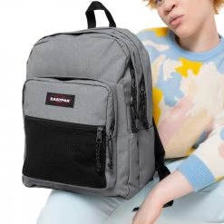 EASTPAK ZAINO PINNACLE GLITSILVER Grigio -Tendenza Italia eastpak ek060 zaino pinnacle glitsilver zaini per tutti i giorni uomo 043144301 071 5