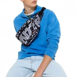 EASTPAK MARSUPIO BANE KISS GRUNGE Nero -Tendenza Italia eastpak ek068d marsupio bane kiss grunge marsupi per tutti i giorni uomo 044679001 q861 5