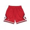 MITCHELL & NESS SHORT SWINGMAN BULLS 1997-98 Rosso 1 MITCHELL & NESS SHORT SWINGMAN BULLS 1997-98 Rosso -Tendenza Italia mitchell ness smshgs18223 short swingman chicago bulls 1997 98 squadre basket uomo 042481601 red 1