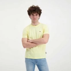 NAPAPIJRI T-SHIRT MINI LOGO SALIS Giallo -Tendenza Italia napapijri np0a4frp t shirt mini logo salis casual uomo 044922101 yb5 4
