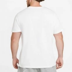 NIKE T-SHIRT CLUB MINI LOGO Bianco 10 NIKE T-SHIRT CLUB MINI LOGO Bianco -Tendenza Italia nike ar4997 t shirt club mini logo sport style uomo 040985301 101 4