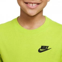 NIKE T-SHIRT FUTURA BAMBINO Verde -Tendenza Italia nike ar5254 t shirt futura bambino abbigliamento bambino 045002001 321 3