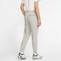 NIKE PANTALONI CLUB JOGGER Grigio -Tendenza Italia nike bv2679 pantaloni club jogger sport style uomo 040986001 063 4