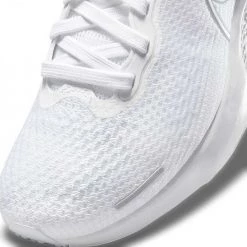 NIKE ZOOMX INVINCIBLE RUN DONNA Bianco 11 NIKE ZOOMX INVINCIBLE RUN DONNA Bianco -Tendenza Italia nike ct2229 zoomx invincible run donna scarpe running donna 042653101 101 4