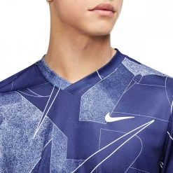 T-SHIRT NIKECOURT DRI-FIT VICTORY PRINTED Viola -Tendenza Italia nike dd8333 m nkct dry victory top pr abbigliamento tennis uomo 044471101 455 3
