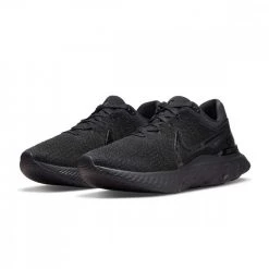 NIKE REACT INFINITY RUN 3 Nero 9 NIKE REACT INFINITY RUN 3 Nero -Tendenza Italia nike dh5392 react infinity run 3 scarpe running uomo 044569001 005 2