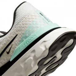 NIKE REACT INFINITY RUN 3 -Tendenza Italia nike dh5392 react infinity run 3 scarpe running uomo 045195901 004 5