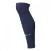 NIKE SCALDAMUSCOLI SQUAD Blu -Tendenza Italia nike sk0033 scaldamuscoli squad training calcio uomo 040942401 410 1