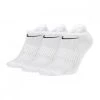 NIKE CALZE FANTASMINO 3 PACK EVERYDAY LIGHT Bianco -Tendenza Italia nike sx7678 calze fantasmino 3 pack everyday light abbigliamento training e palestra uomo 040265401 100 1