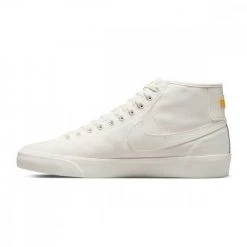 NIKE SB BLAZER COURT MID Bianco 13 NIKE SB BLAZER COURT MID Bianco -Tendenza Italia nike sb dh7479 blazer court mid tutte sneaker uomo 044506701 100 6