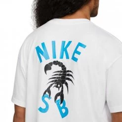 NIKE SB T-SHIRT ESCORPION Bianco 9 NIKE SB T-SHIRT ESCORPION Bianco -Tendenza Italia nike sb dn7297 t shirt escorpion street style uomo 044581201 100 4