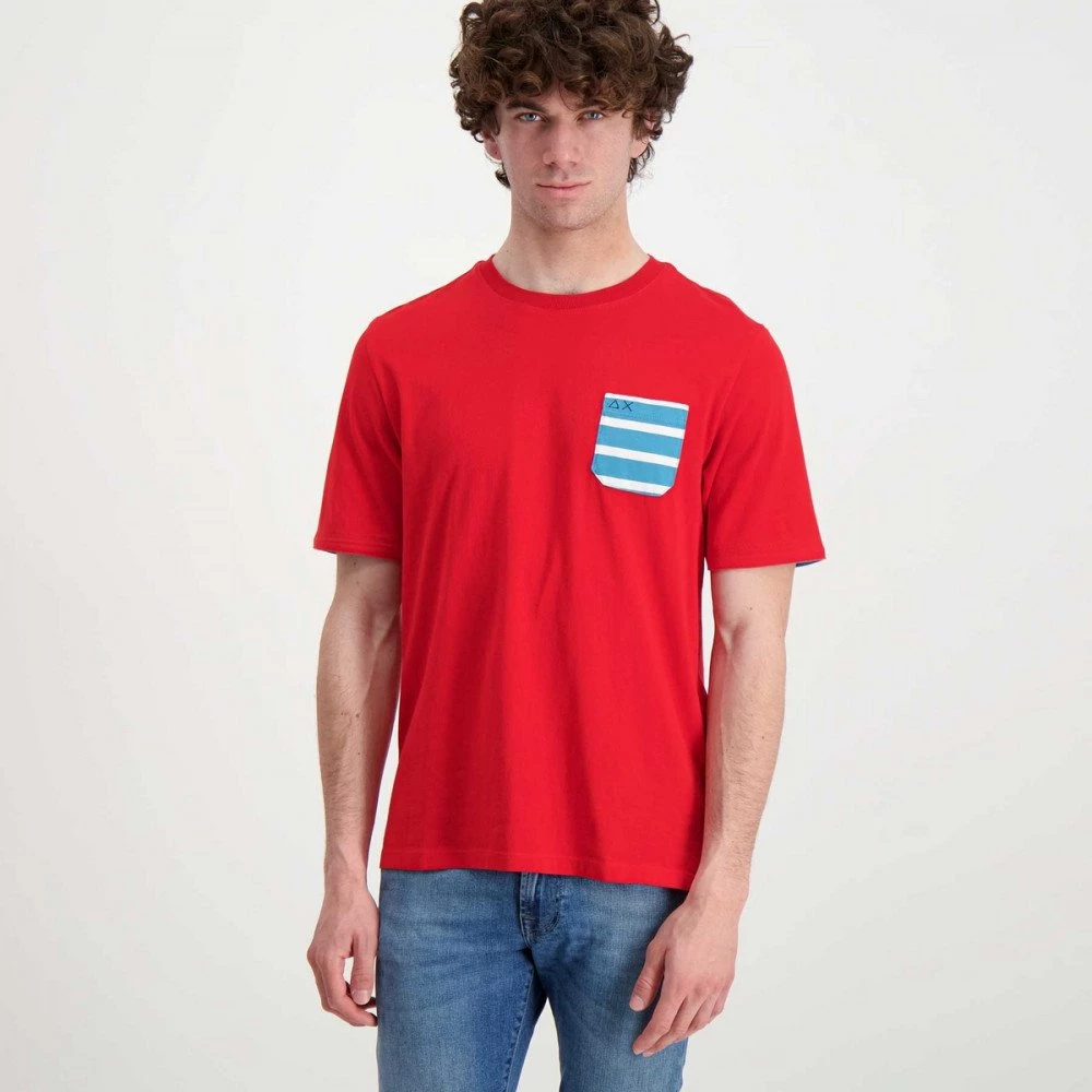 SUN 68 T-SHIRT TASCHINO A RIGHE Rosso 4 SUN 68 T-SHIRT TASCHINO A RIGHE Rosso - immagine 2