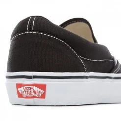 VANS CLASSIC SLIP-ON NERE Nero 9 VANS CLASSIC SLIP-ON NERE Nero -Tendenza Italia vans veyeblk classic slip on nere tutte sneaker uomo 029060601 blk 4